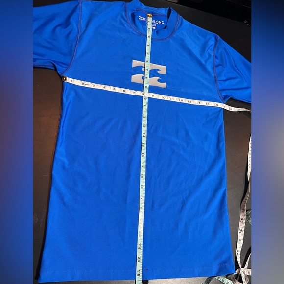 Billabong Blue UPF 50+ Rash Guard Swim Shirt - Picture 7 of 8